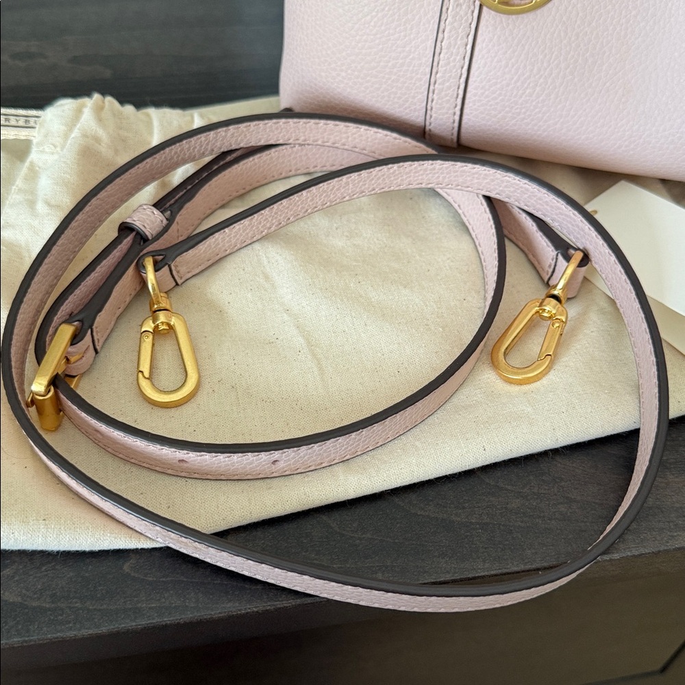Tory Burch Perry Small Triple Compartment Tote 81928 Shell Pink - Picture 4 of 16